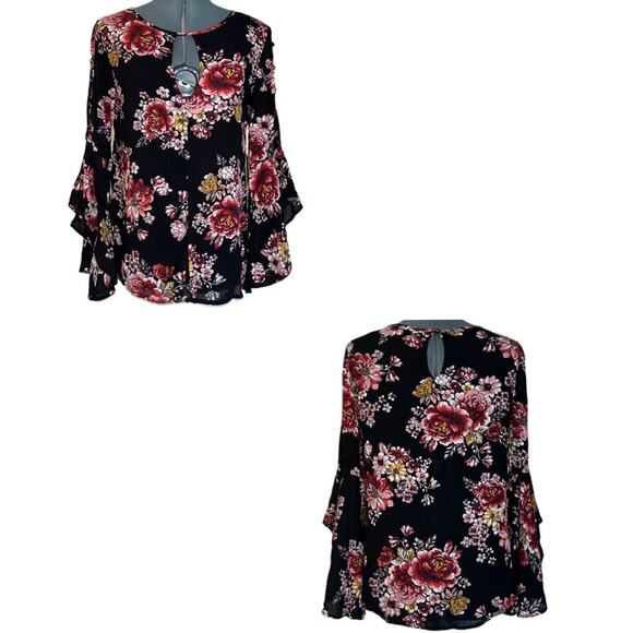 NWT Gypsies & Moondust Gigi Printed Keyhole Top Bell Sleeves Women's Size small - Picture 16 of 16